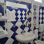 Aparthotel Holiday 3* لينانو سابيادورو