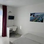 شقة فندقية Aparthotel Holiday لينانو سابيادورو