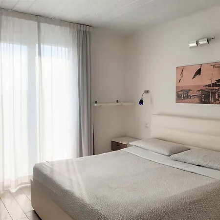 Aparthotel Holiday 3*