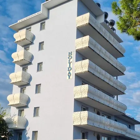 Aparthotel Holiday Aparthotel 3*