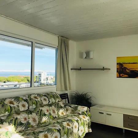 Aparthotel Holiday 3*