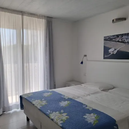Aparthotel Holiday 3* Lignano Sabbiadoro