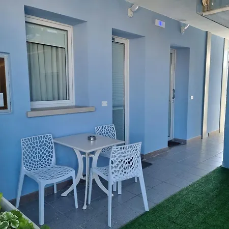 Aparthotel Holiday 3*