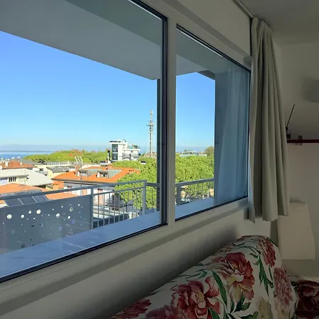 Aparthotel Holiday 3*