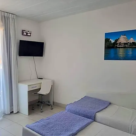 Aparthotel Holiday 3* Lignano Sabbiadoro