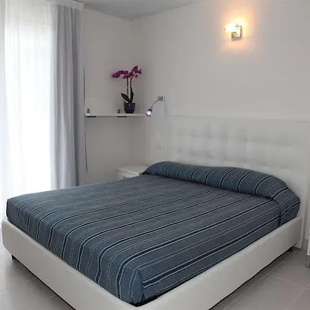 아파트호텔 Aparthotel Holiday