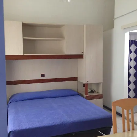 아파트호텔 Aparthotel Holiday