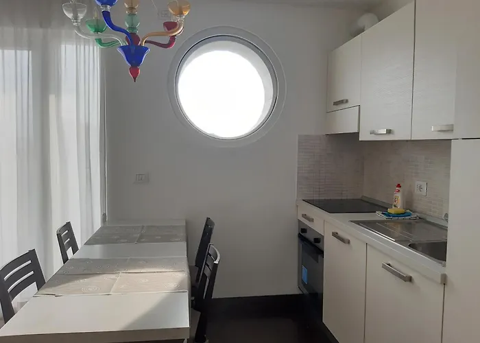 Aparthotel Holiday 3*