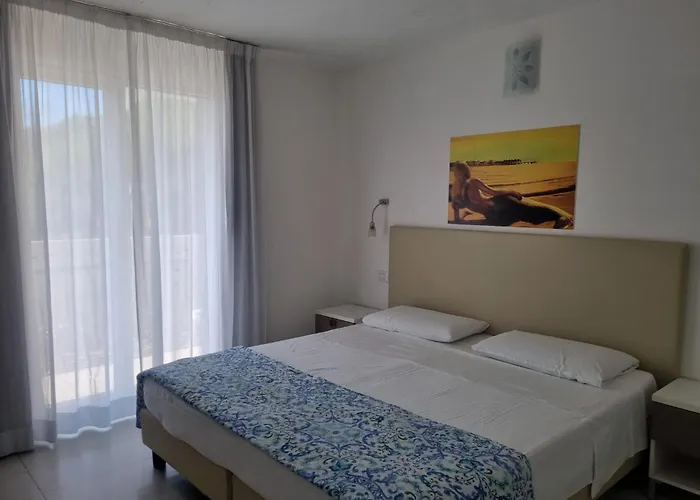 Aparthotel Holiday 3* Lignano Sabbiadoro