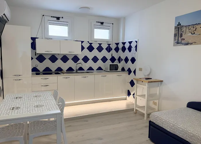 Aparthotel Holiday 3* Lignano Sabbiadoro